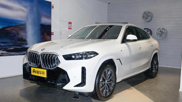 奔驰GLE轿跑GLS特别版官图发布，售价约66万元起，豪华SUV再添新选择