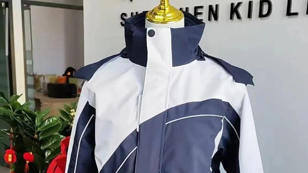 深圳校服入选全球最具影响力校服榜单：实用主义美学的国际认可