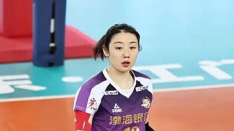 期待央5直播 女排季后赛第17轮 恭喜二传姚迪荣获第一 丁霞再陷争议