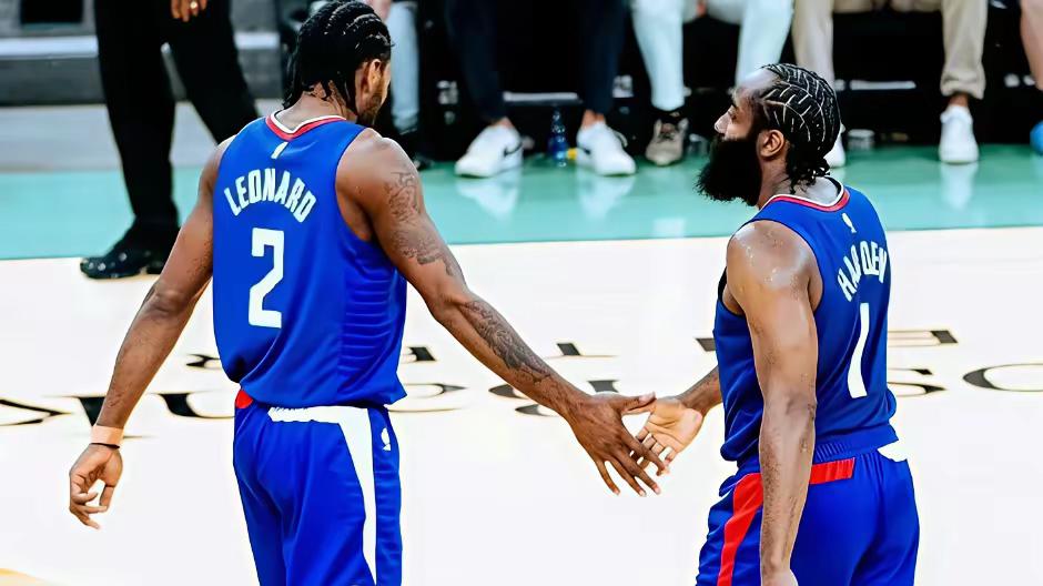 快船6胜18负惨案仅存非卖品！场均16+12+超值合同，祖巴茨成唯一