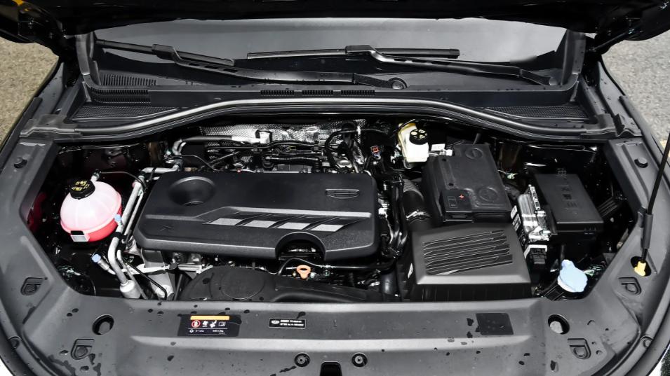 购车预算有限，又想要六座或七座SUV，看看2026款吉利豪越L如何