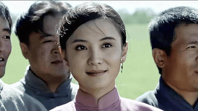 从 “小宋佳” 到 “宋佳”：20 年面相进化史，读懂演员的自我雕刻