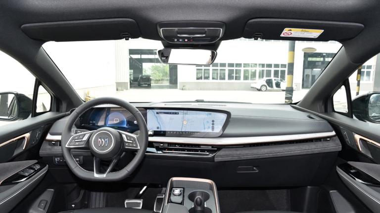 12.99万买凯迪拉克同平台！别克E4价格腰斩背后：是捡漏还是接盘