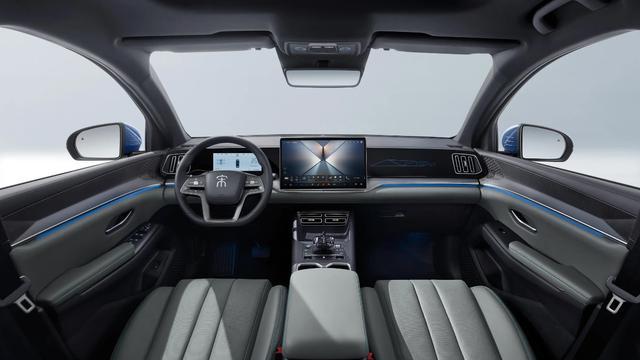 2025款宋Pro DM——全面解析：外观、内饰与性能的革新突破