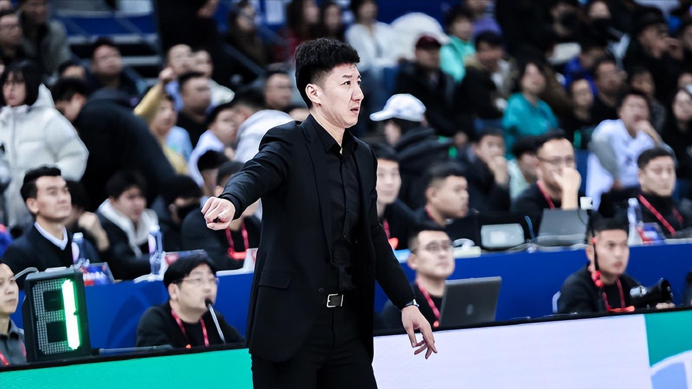 正式确定！四川男篮新赛季没有外援