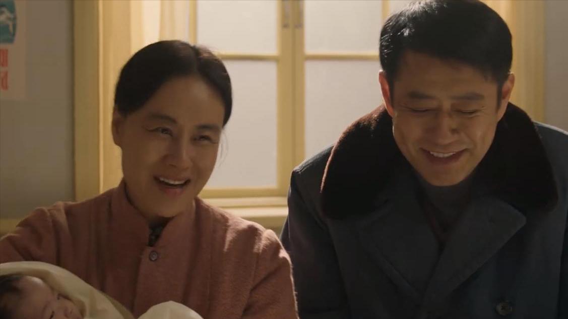 《六姊妹》何家丽结局太惨！被何家榨干，儿子成祸害，孙女不相认