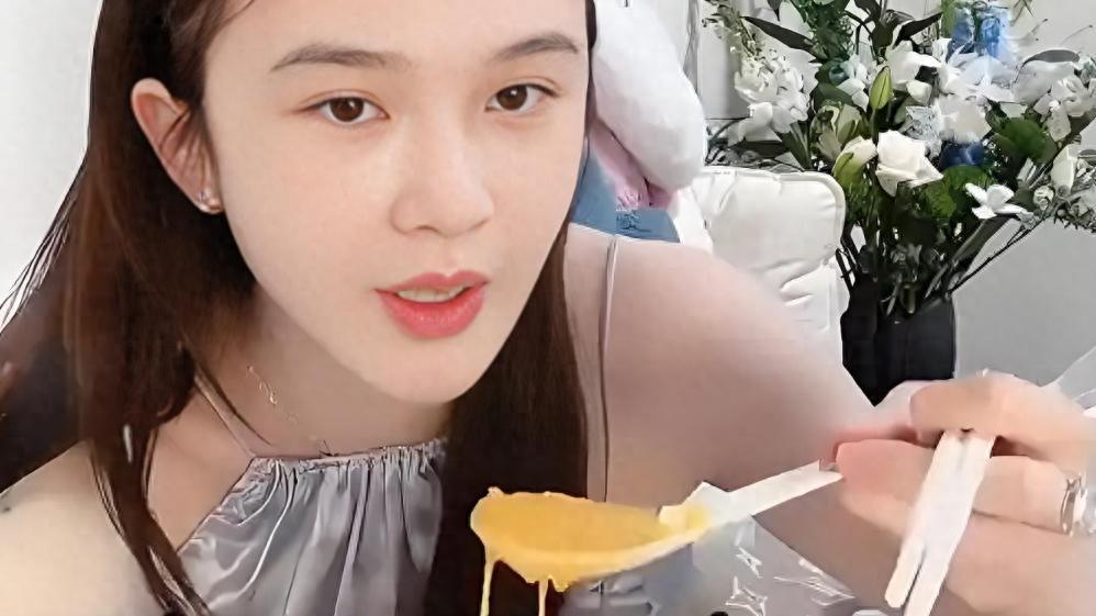 赵樱子大瓜 ！ 自锤抢走闺蜜男人