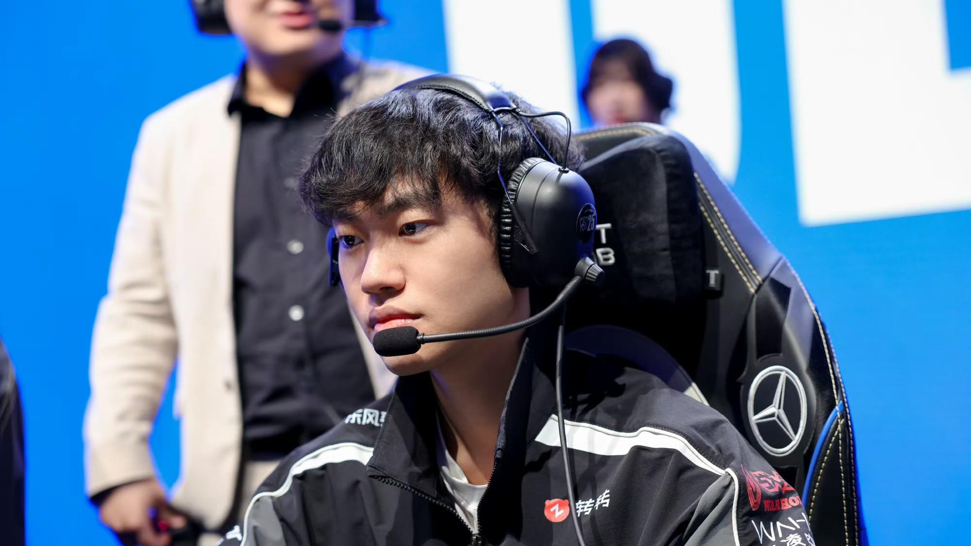 BLG十六强被抬走，然后，舆论炸了锅