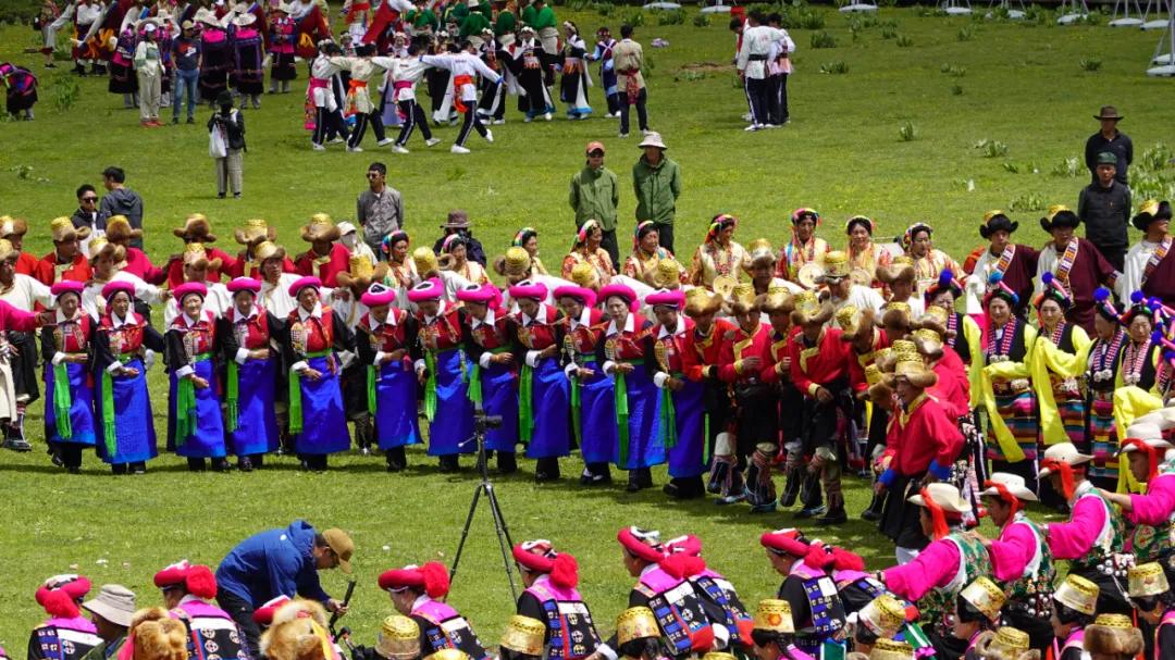 来迪庆看滇超，解锁N种优惠！景区免门票、住宿折扣、文化体验全安排