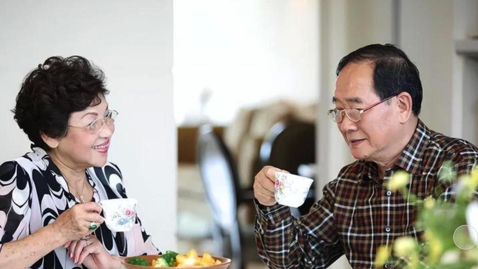 我退休八年，搭伙两场，奉劝大家伙：搭伙老伴一定要找有退休金的