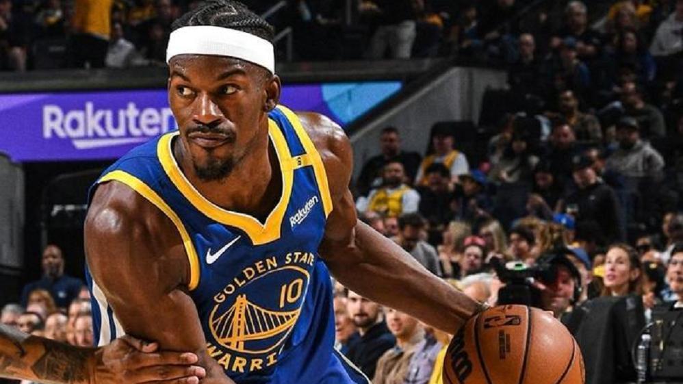 NBA常规赛：勇士逆转夺胜，巴特勒打出“名场面”，8.8亿合同太值