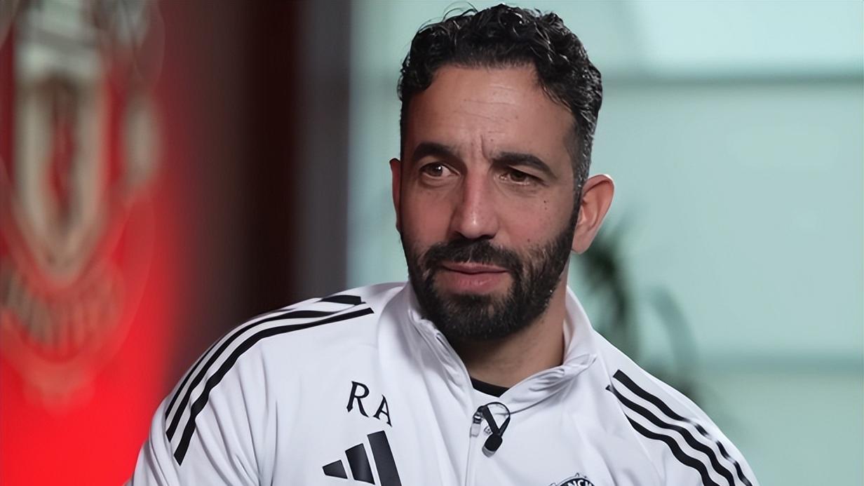 8球3助攻！曼联看上非洲天才神锋，解约金6500万英镑，3豪门来抢