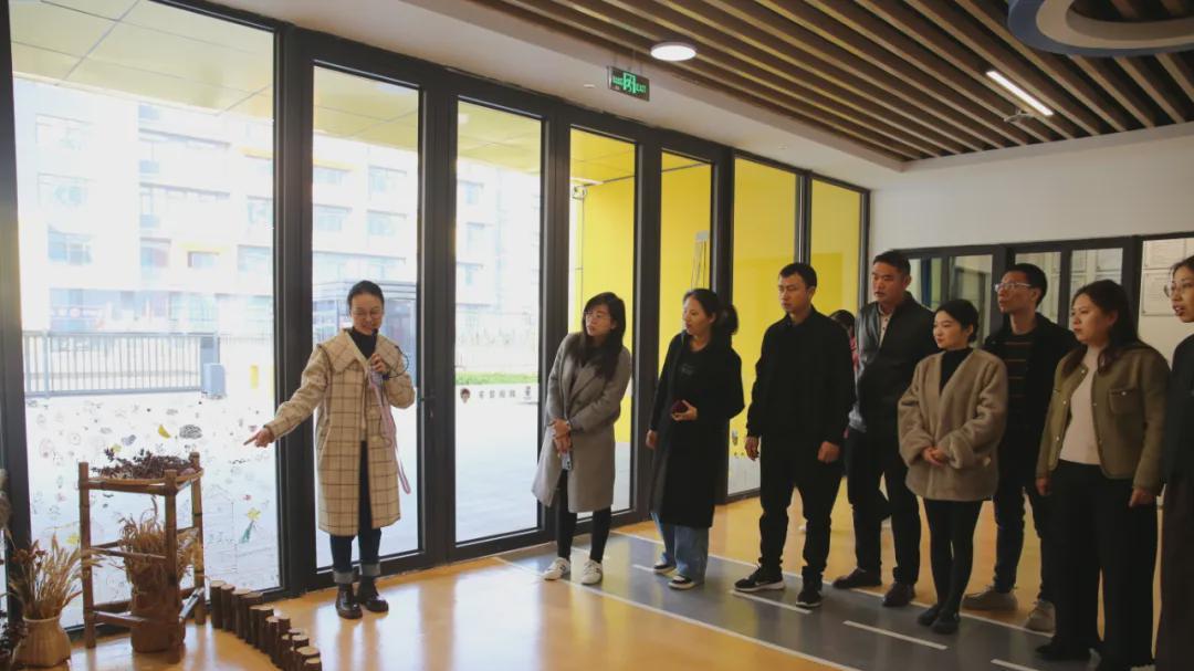 信阳市百花幼儿园：家园同心赴暖约 共绘成长新蓝图