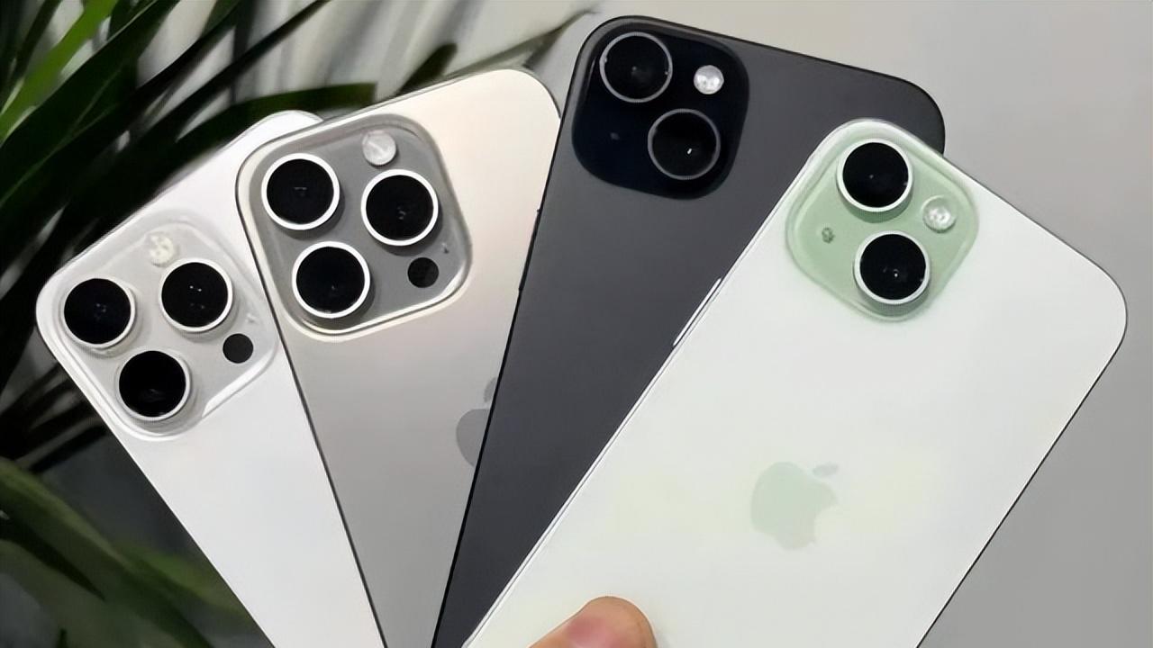 最火的CarPlay崩溃！终结它的不是华为，竟是8295芯片？