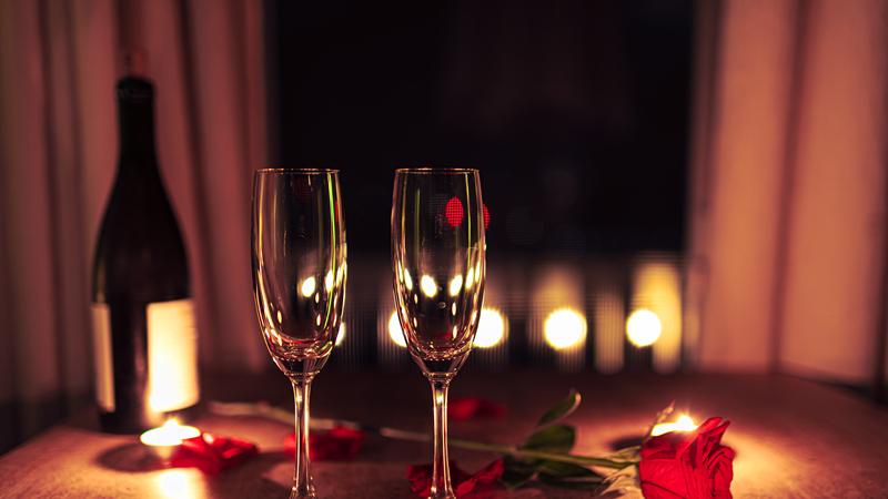 他当初为了救你，落下了终身残疾，你却因为觉得丢人，离开了他，你看到他一个人艰难地生活，会不会后悔？