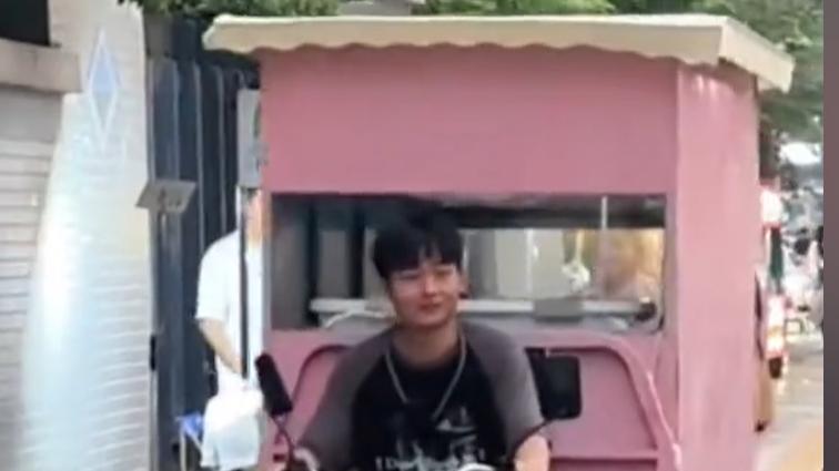 稳定工作不要了？卖麻糍日入破千，他的选择对吗？