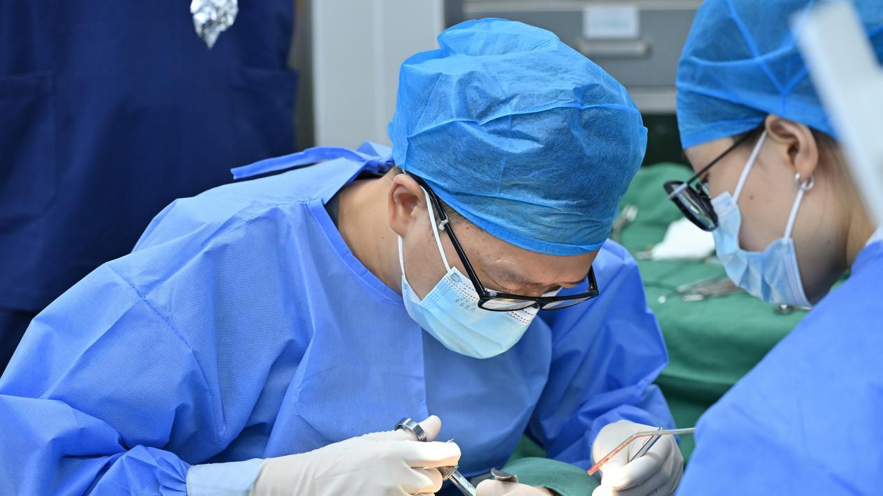 从汉口到德韩口腔：一位“缺牙人士”的真实体验，技术亮点全揭秘