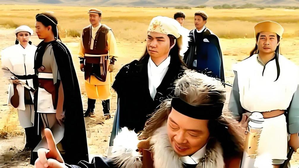 金庸笔下这12人最蠢，拿着三流武功当神功，苦练一辈子却被人吊打