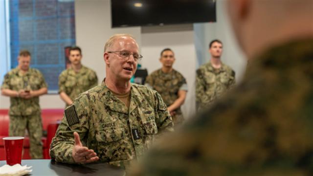 登上日本战舰后，美上将才意识到四川舰的可怕，紧急给台提了个醒