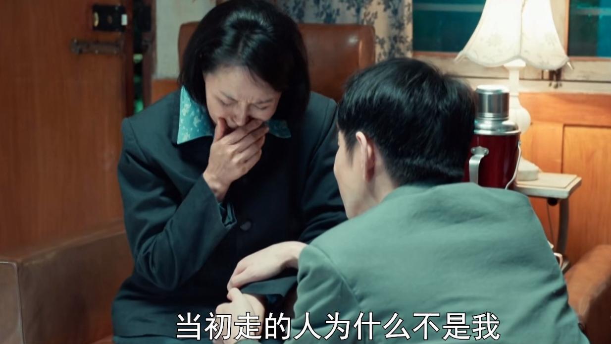 《依依向北风》直到曲芳菲被乔正君吃干抹净，难产而亡，才懂盛雪竹离婚后再嫁俞乐山，到底有多明智