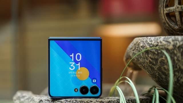 从外到内打造高能体验 三星Galaxy Z Flip7以硬实力重新定义小折叠