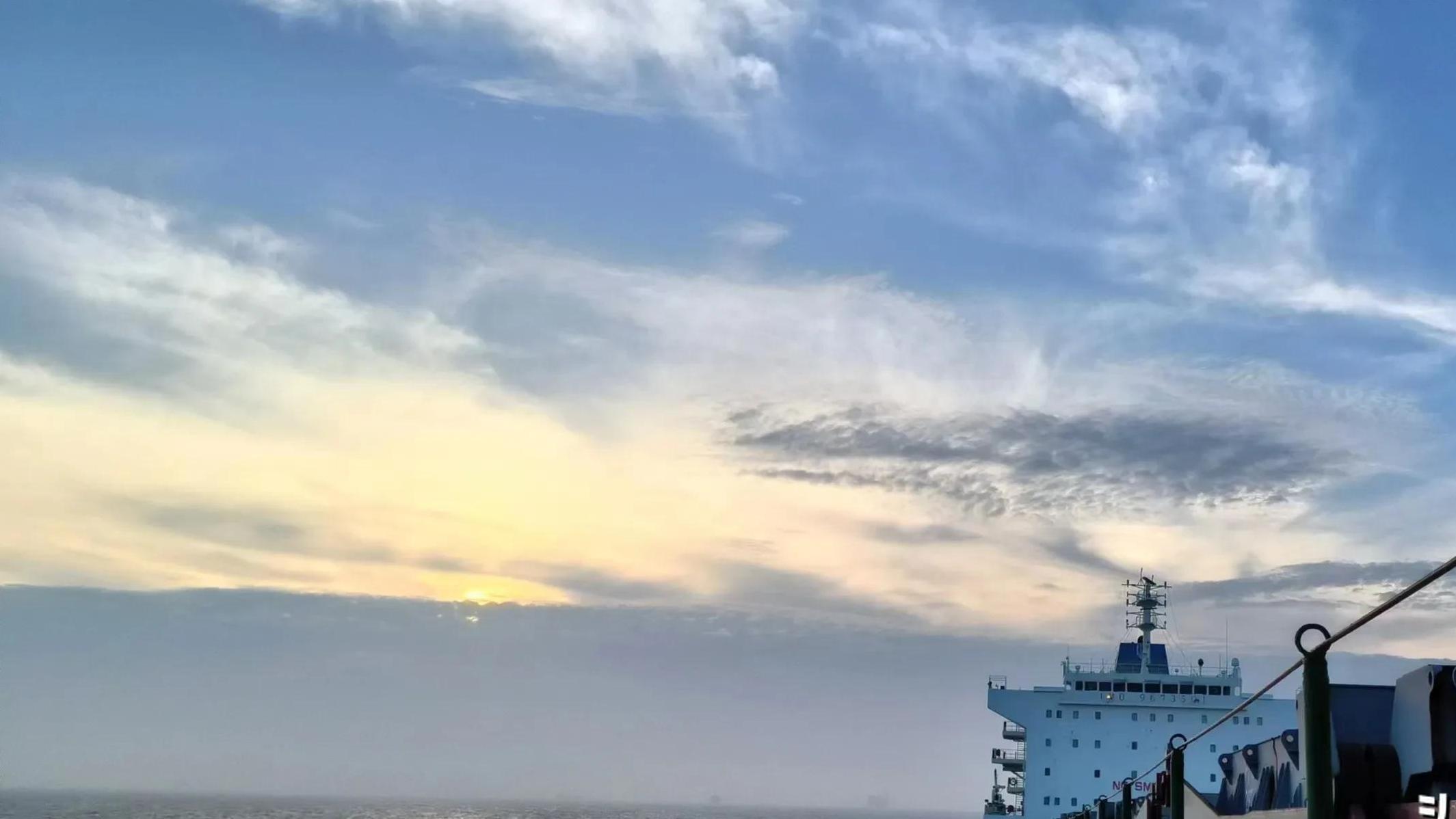 女船员靠港后的一场“别样考验”，背后竟另有任务