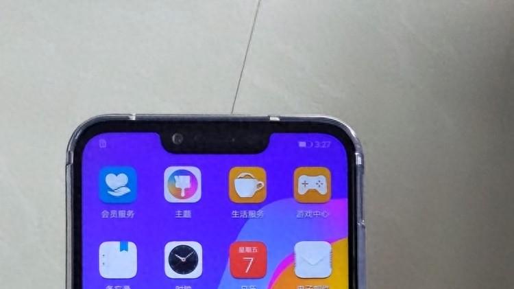 你需要的是跑分冠军，还是一台“不操心”的手机？