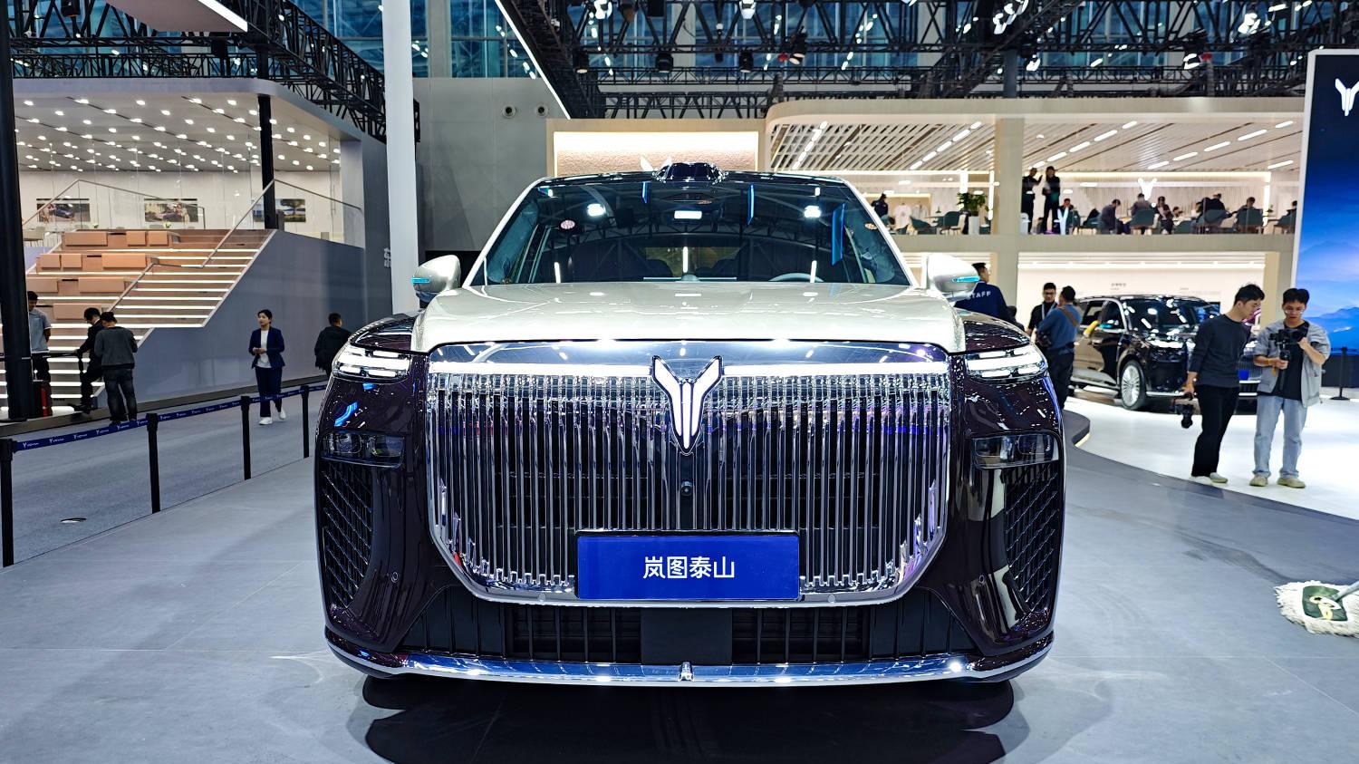 2025广州车展：你是哪个“库里南”？静态体验岚图泰山