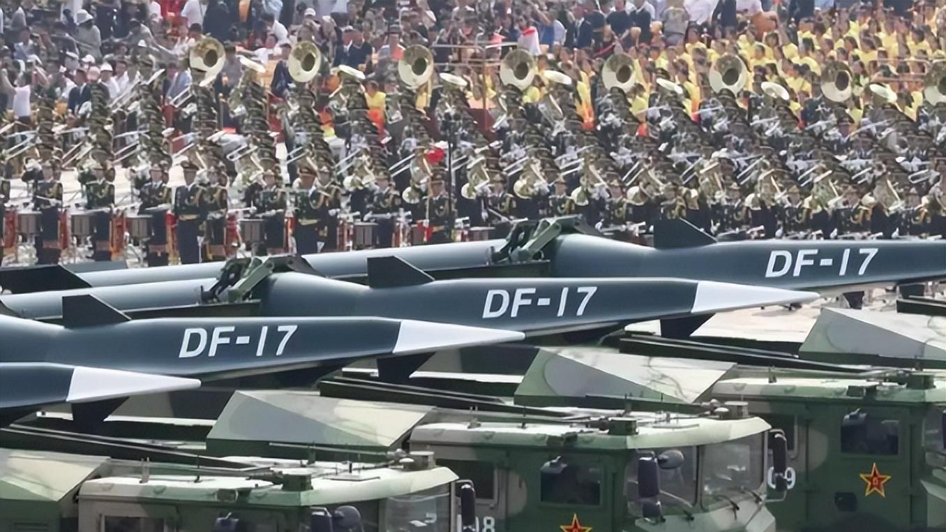 美国兵推：中国2000枚东风导弹打击下，美军战机或无升空机会