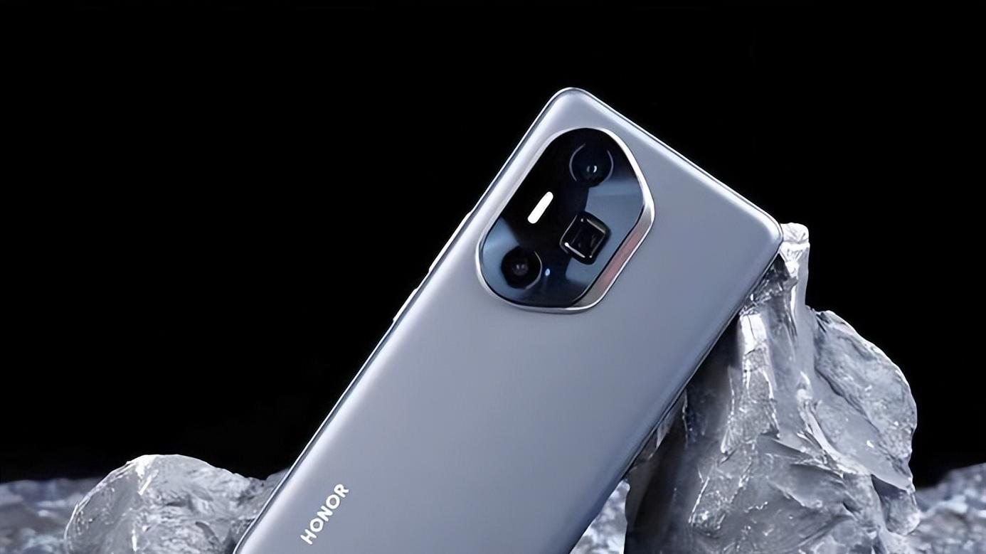 2026元旦换机有惊喜？荣耀300 Ultra 12GB+512GB 2411元藏着啥秘密？