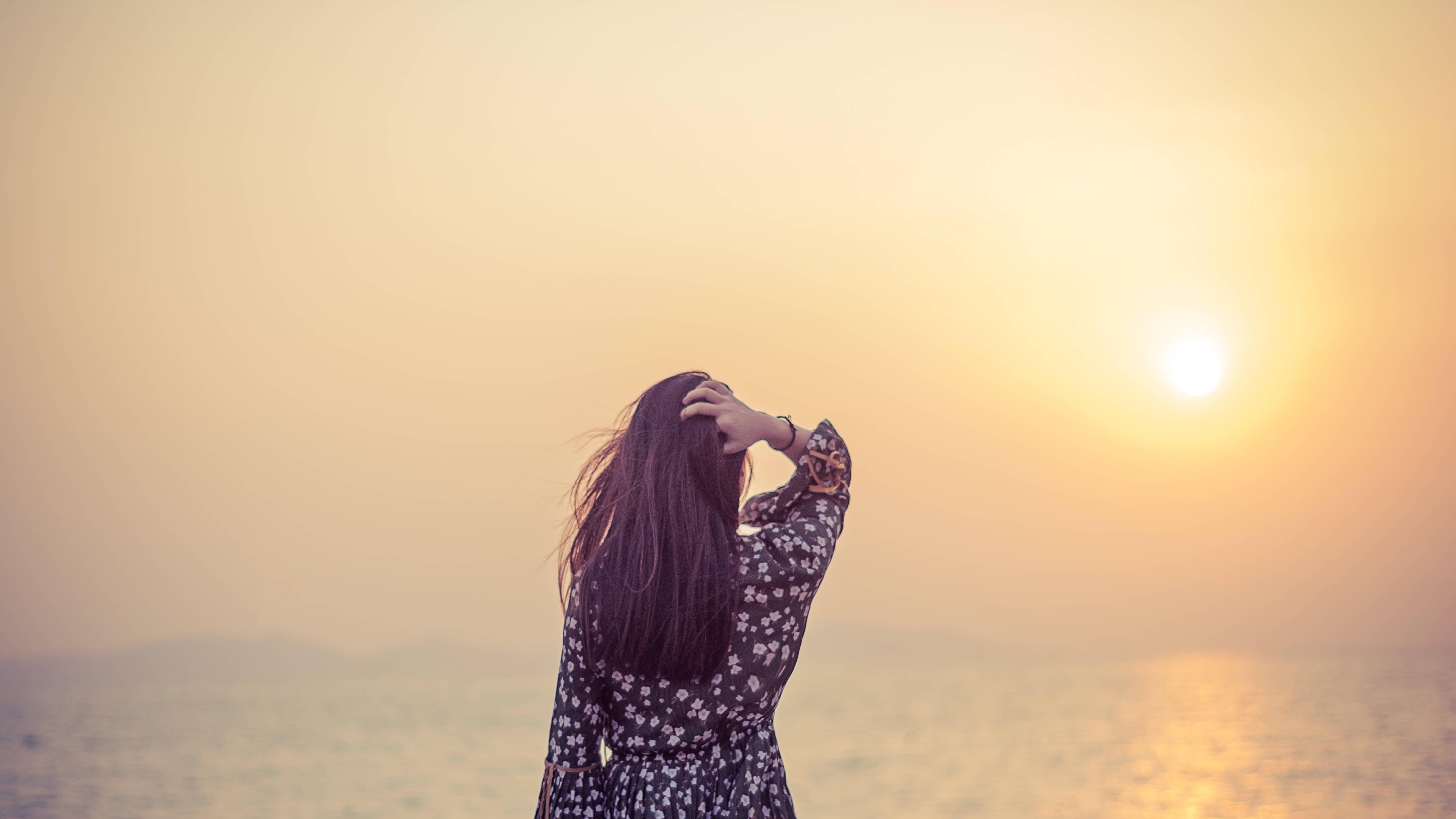 中年夫妻：激情褪去后，靠这 2 件事维系感情