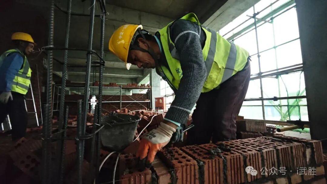 建设正酣 生产正忙——武胜