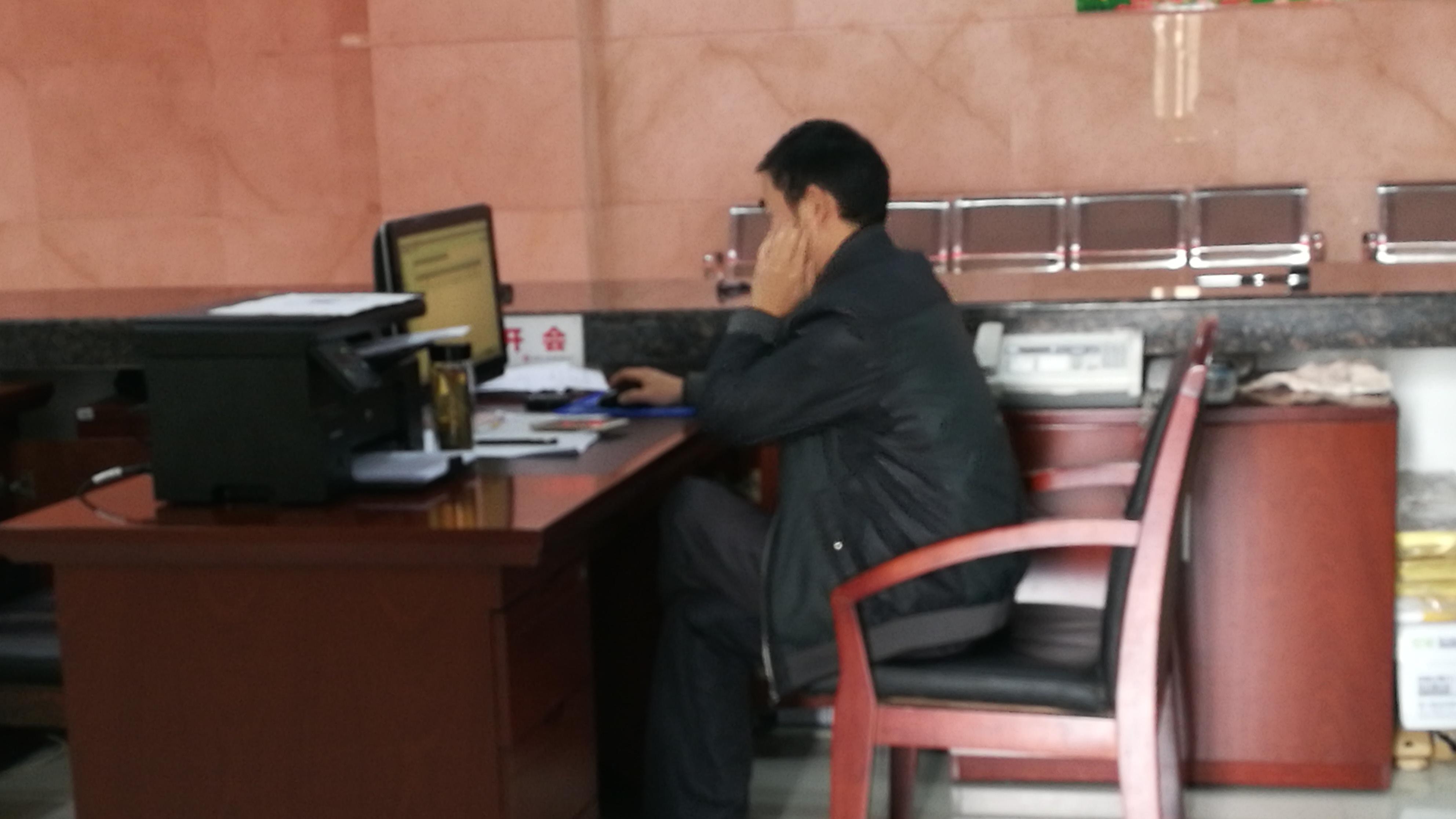 同样是公务员，为什么有人坐火箭，有人却耗成“编制螺丝钉”？