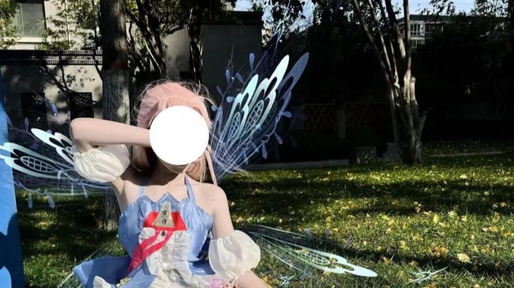 王者COS：这么美的艾琳公主，谁能拒绝？