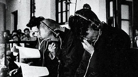 1957年抗战老兵来上海出差，在公交车上，发现藏匿9年的日本间谍