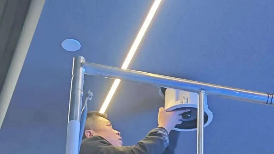 不扰邻区，只懂你听：穹游展厅智能扩声