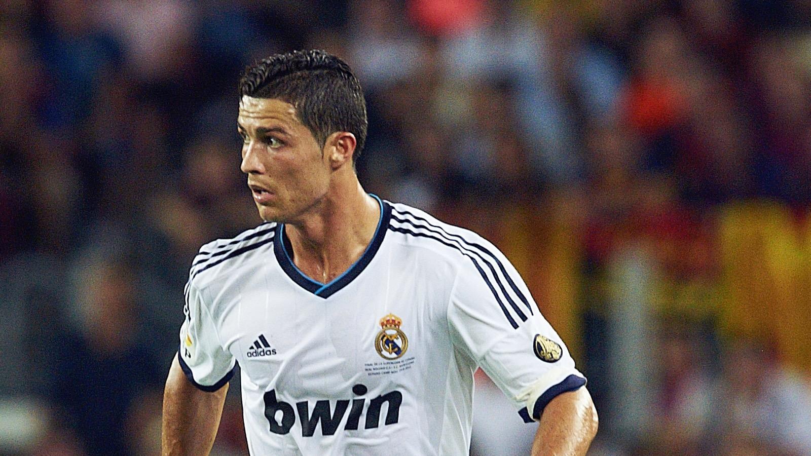 葡萄牙客战丹麦：C罗、莱奥首发，B费、内托、维蒂尼亚出战