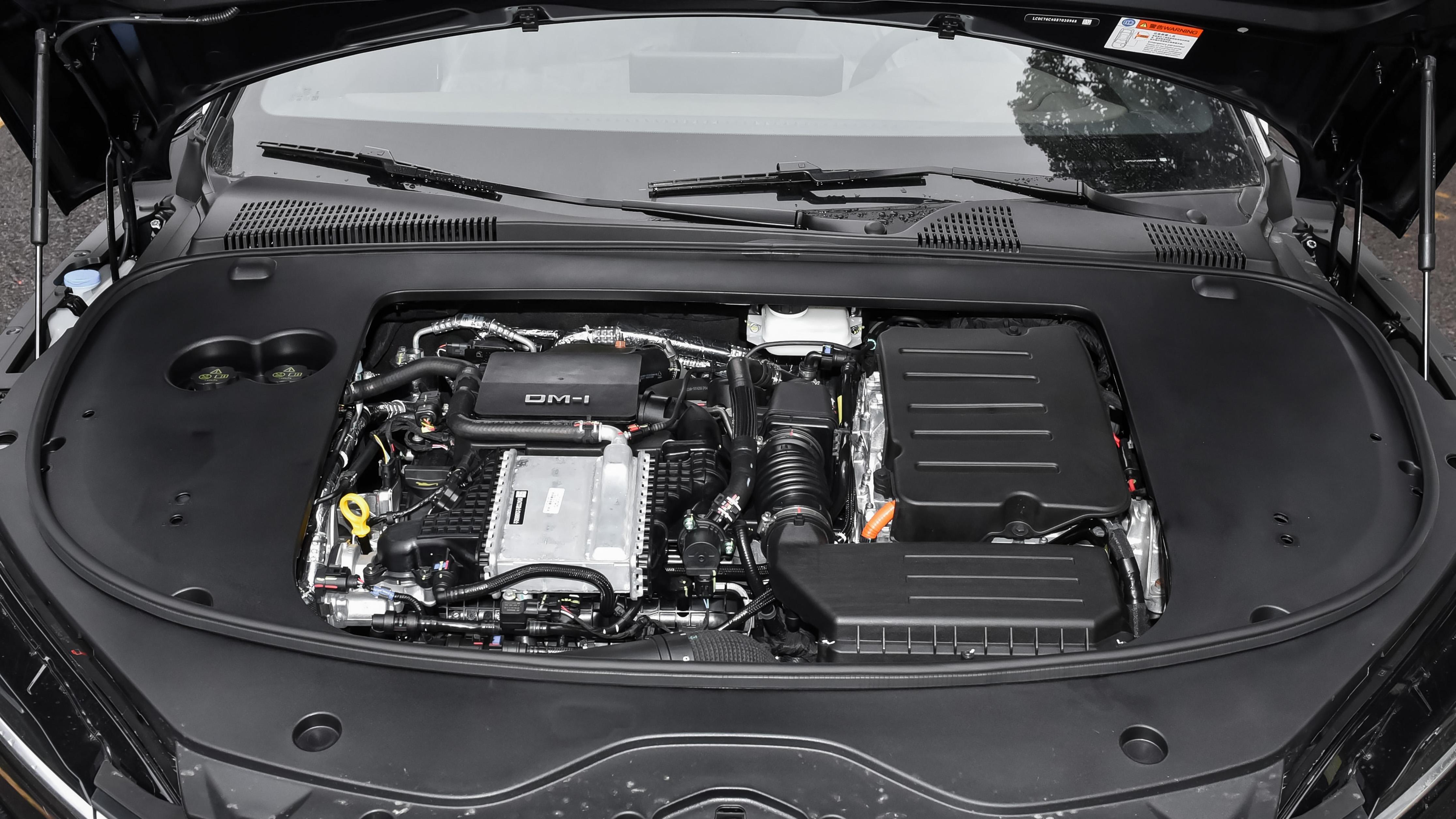 感受下比亚迪“诚意”！C级车跌至14.88万，6.9秒破百，油耗3.8L