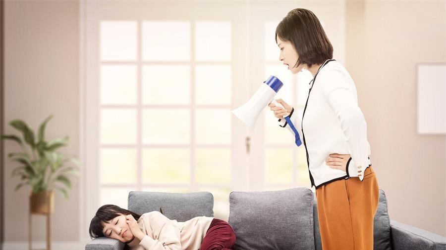 醒醒吧！不是孩子不听话，而是父母要求太高