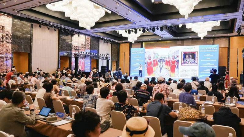 “千年丝路 遇见莎车”2025年新疆·莎车文化旅游(上海)推介会在上海浦东圆满落幕