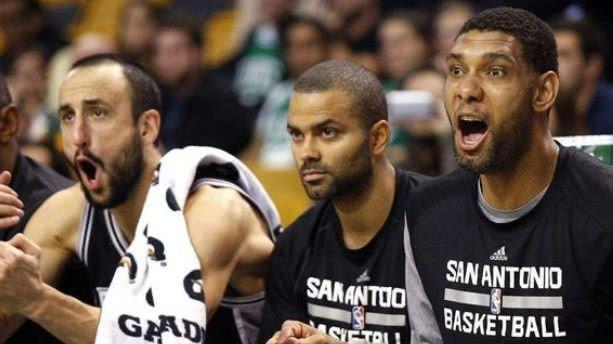 NBA最惨20000分先生，前妻出轨，被经纪人诈骗1.6亿，终重拾爱情