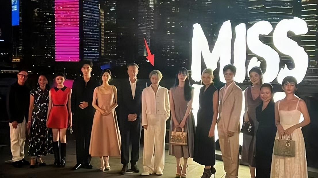 上海夜宴：王玉雯大放异彩，周也稳住全场，迪丽热巴颜值话题不断