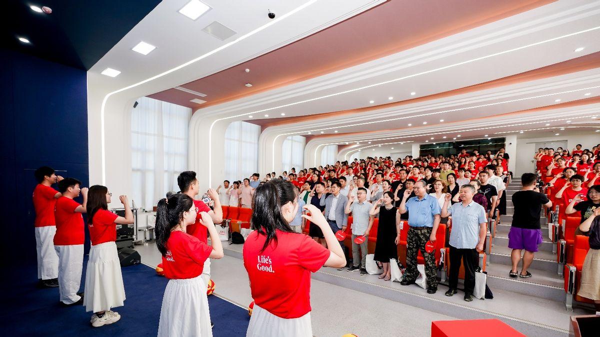 十一年坚守，爱与责任同行   第24季“LG圆满假期”出发大会在京举行