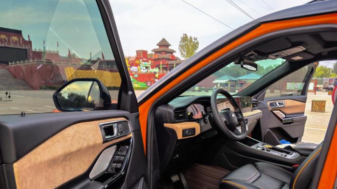 探险者驾乘挺舒适的，还有主动降噪