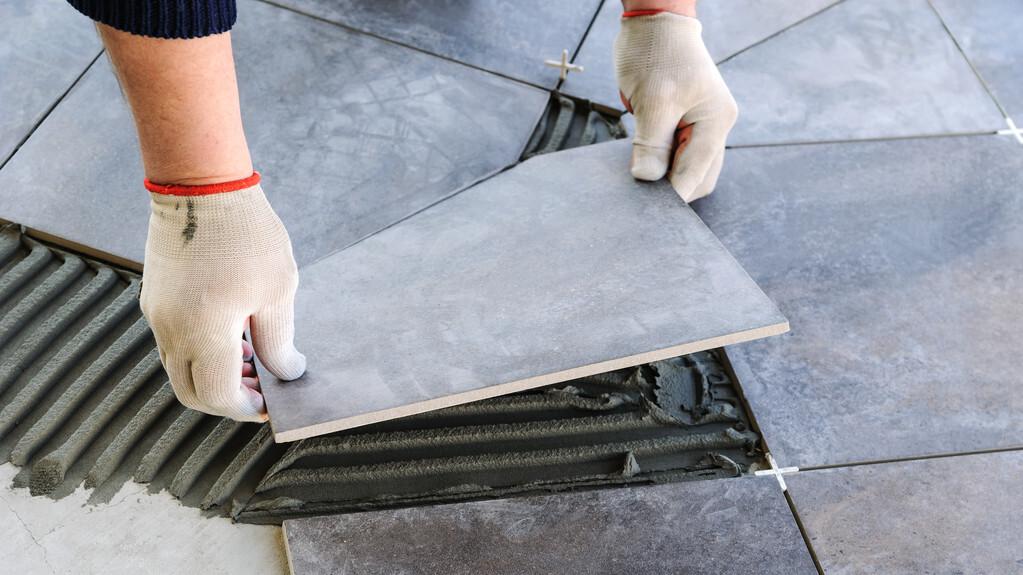 瓷砖价格相差越大，它们之间有什么区别？听完老师傅的话就知道了