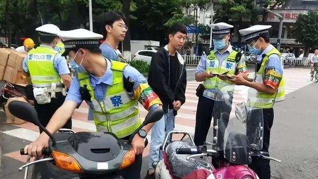 骑电动车要持证上路？交警：这4种车型不用驾照，但这5种必须要考