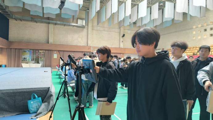 守护教育公平 严把入学“第一关”∣学院开展2025级新生入学资格复查工作