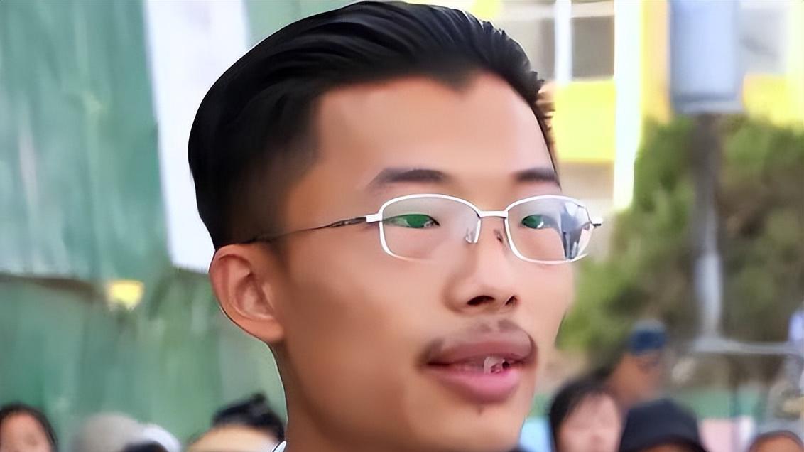 从日入80万到广告报价30万，郭有才的商业价值还剩多少？