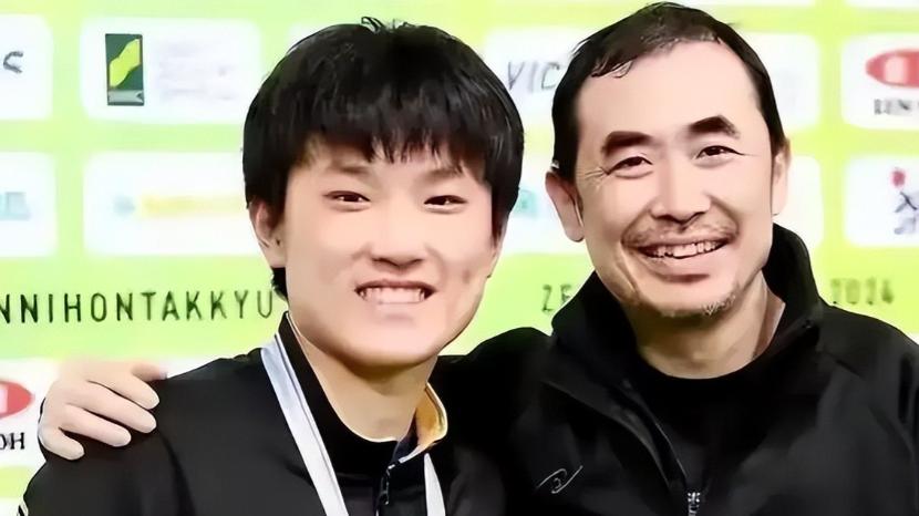 横滨夜风里的清醒剂：董崎岷与国乒的镜像博弈