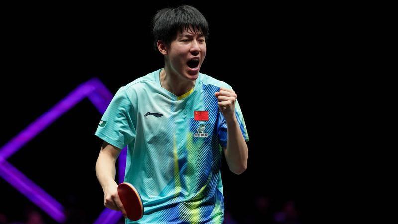 国乒男单独苗！胜赛局战至21-19！温瑞博4-2张本智和进决赛